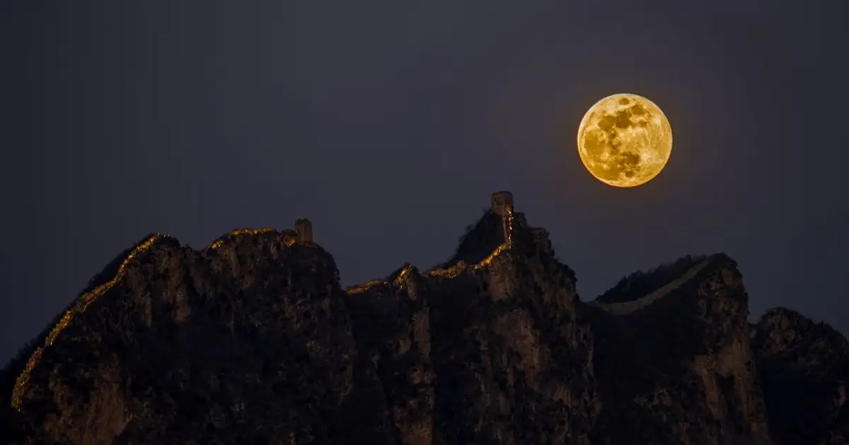 See February full snow moon light up the sky