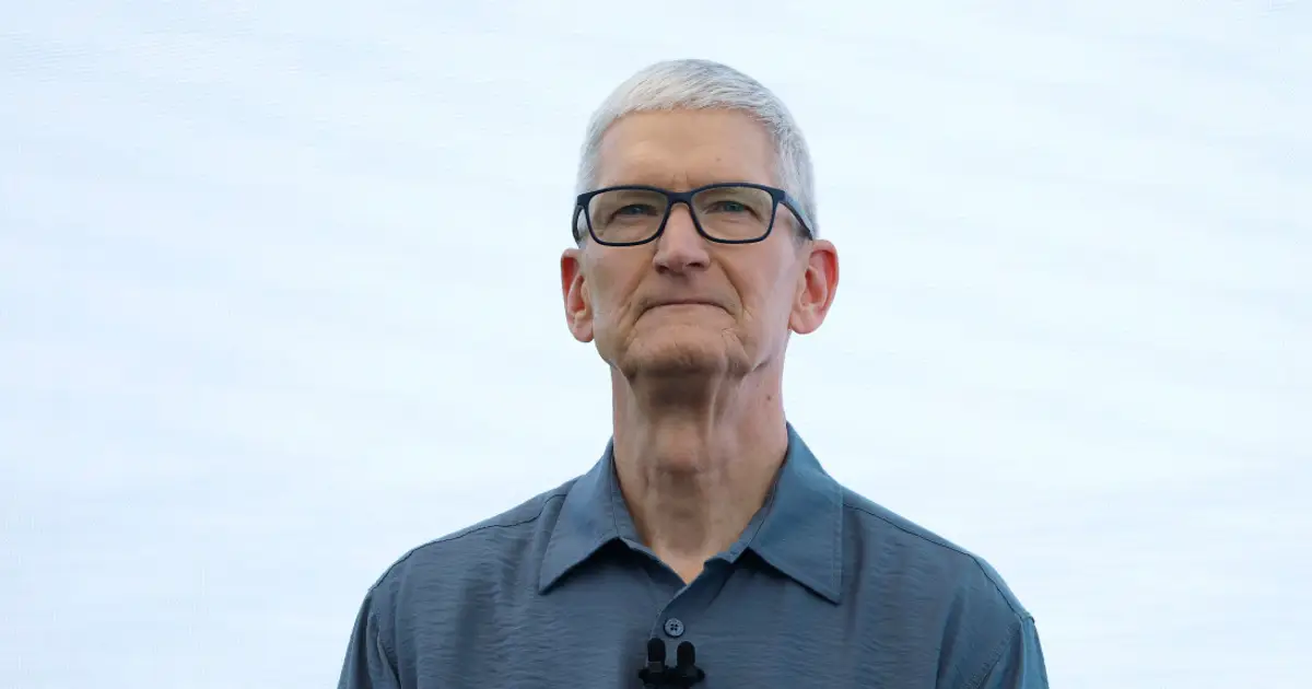 Apple CEO Tim Cook drops strong immigration message