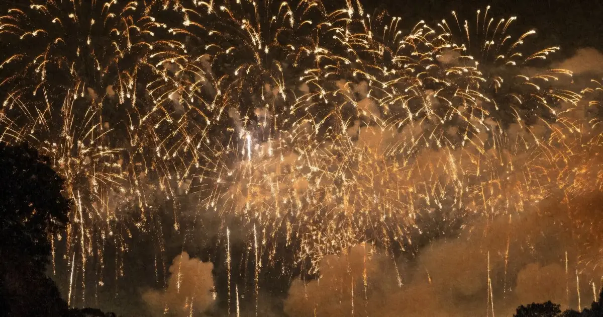 Record fireworks display choked Washington in toxic smoke