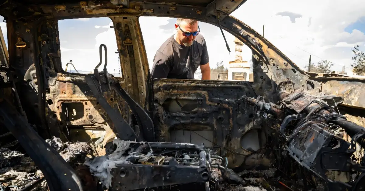 Tens of thousands flee fire near U.S. city of Reno