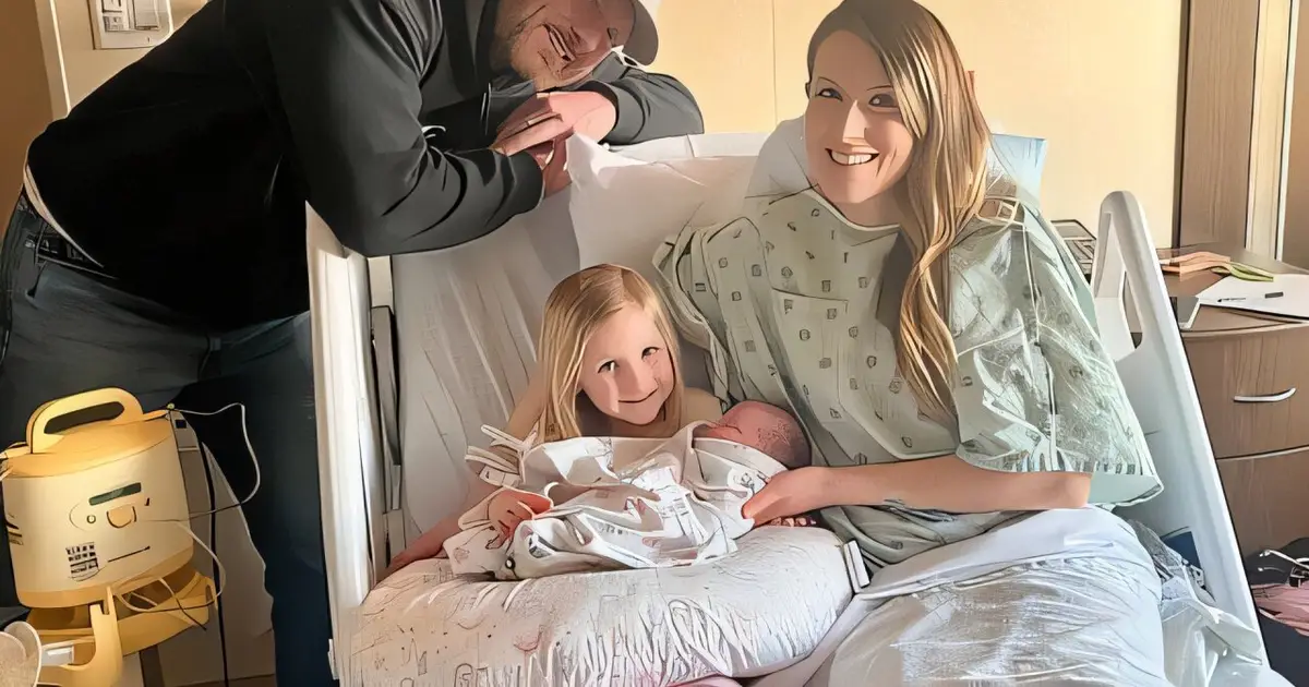 Brain surgery for pituitary tumor helps Illinois mom have second baby