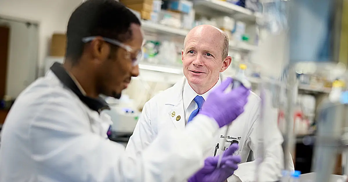 FDA clears blood test to aid evaluation for Alzheimer's disease