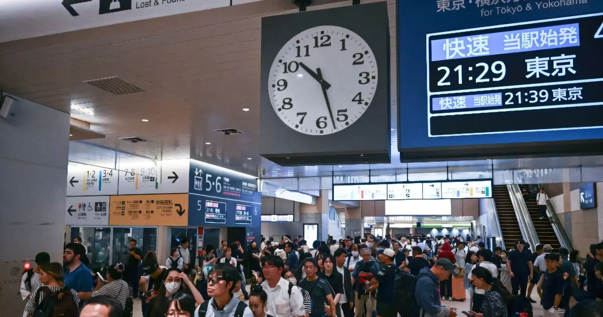 Heavy rain soaks eastern Japan, prompting highest-level warning