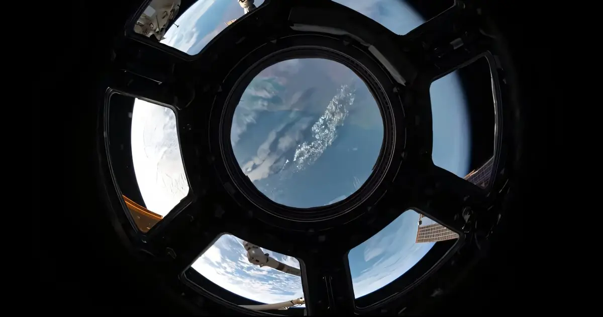 Ignis mission timelapses : Earth and moon views from the International Space Station