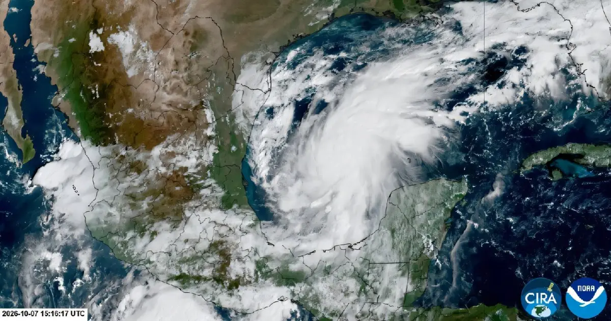 Hurricane Isaias strengthens en route to US Gulf Coast