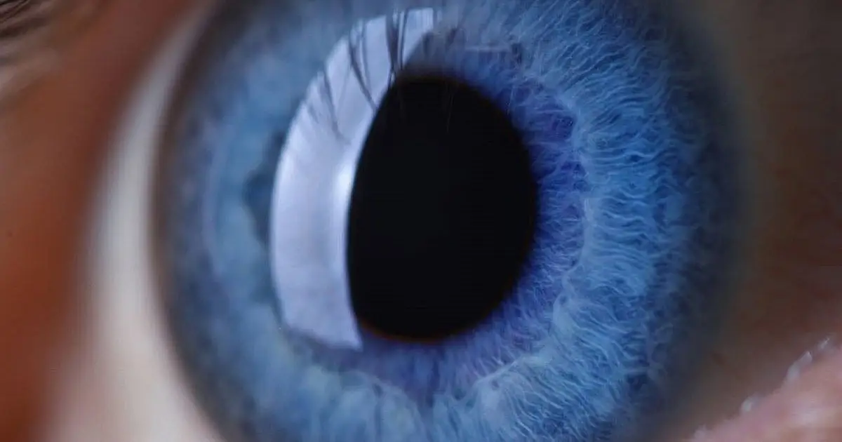 Medicare's paying less for cataract surgery: Eye doctors are turning to lucrative lasers