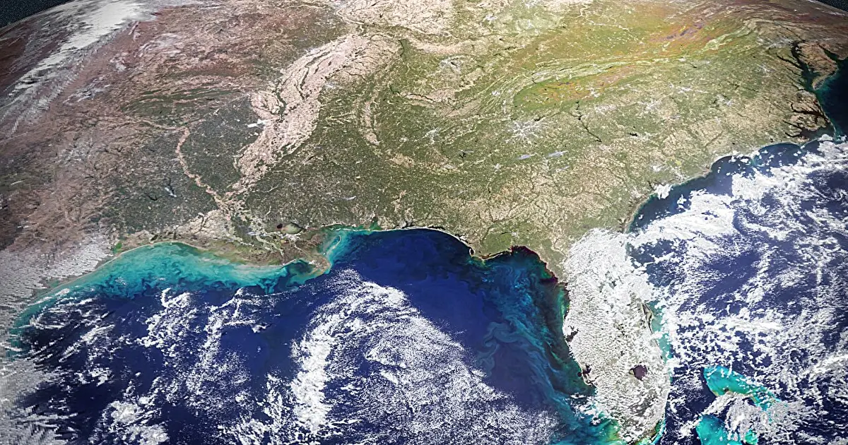 AI tool fuses five satellite datasets to help track harmful algal blooms