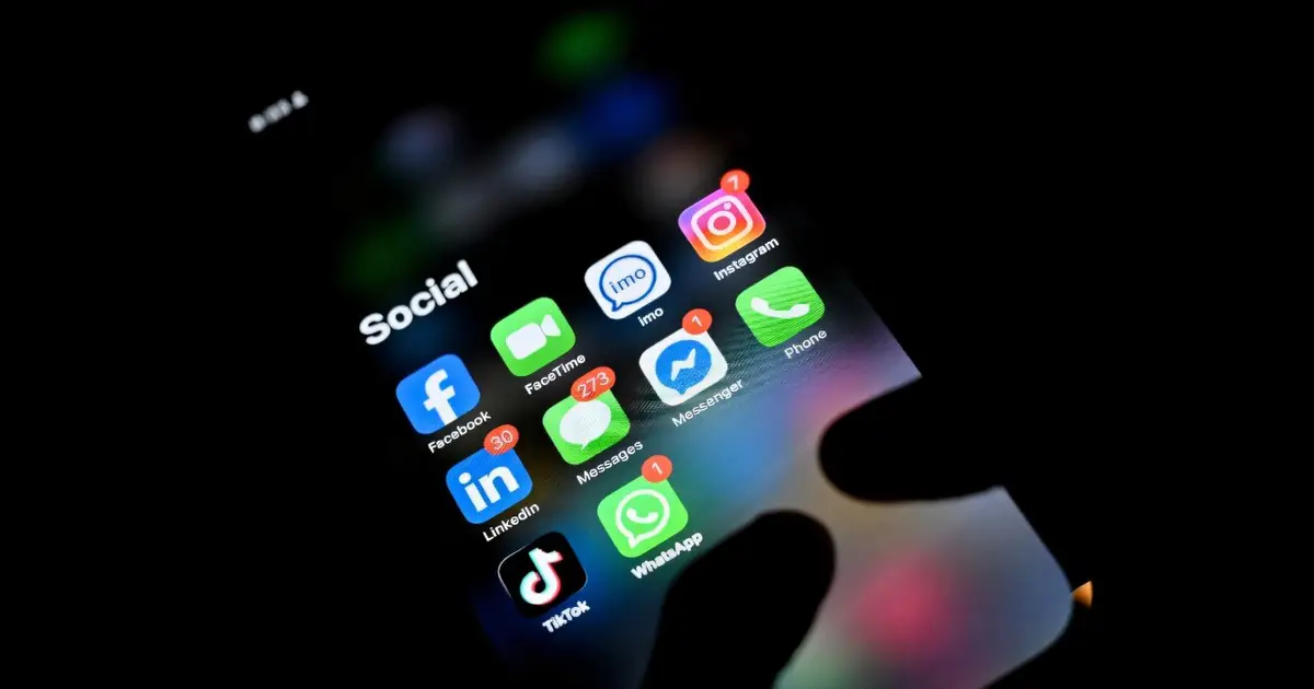 Australia's under-16 social media ban shows little early effect on teen use: Research