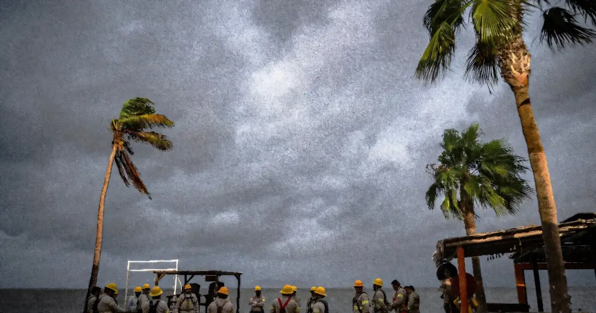 Polo makes landfall in Mexico as a category 3 hurricane