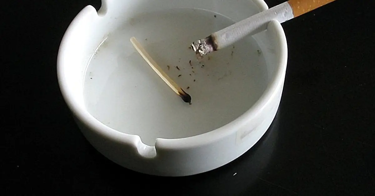 Chronic pain tied to almost twice the odds of smoking and vaping, survey shows