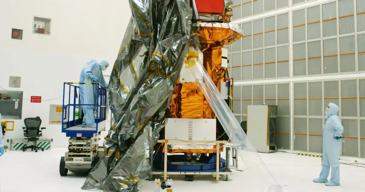 NASA launches robot to rescue aging Swift telescope from fiery demise