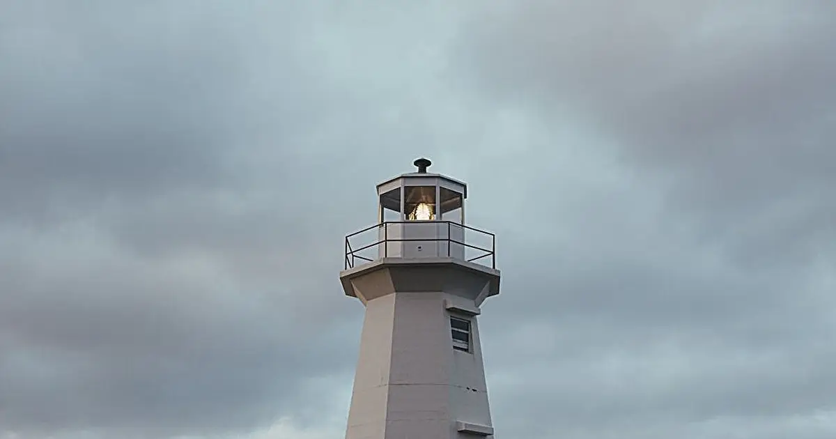 The phantom lighthouse: New research explains one of Australia's strangest illusions