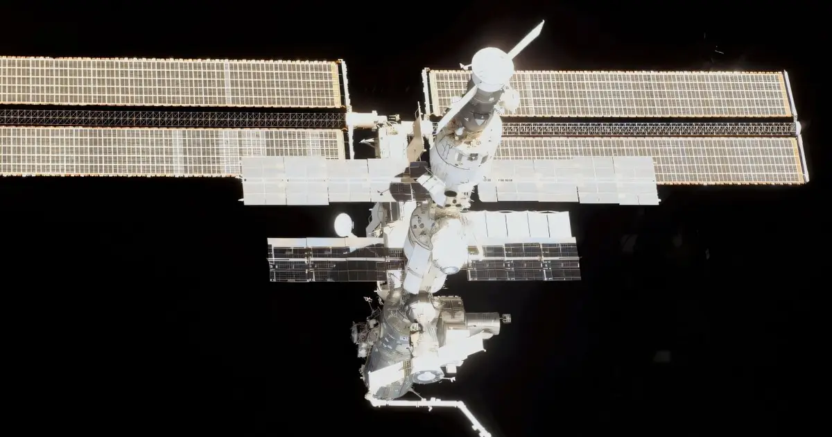 Leak on space station triggers brief safety alert