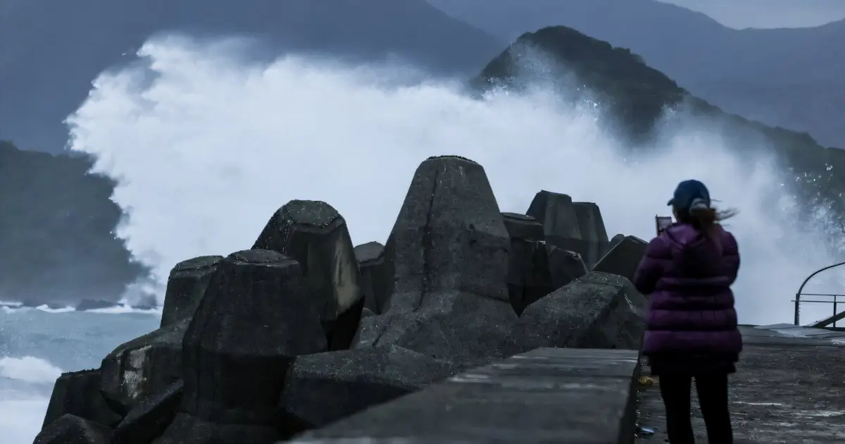 Taiwan issues warnings as Typhoon Champi nears