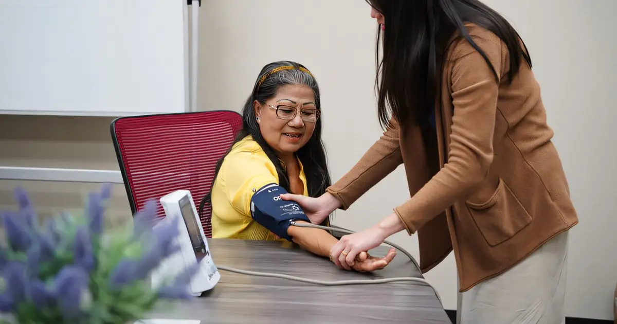 What does resilience show about healthy aging after trauma?