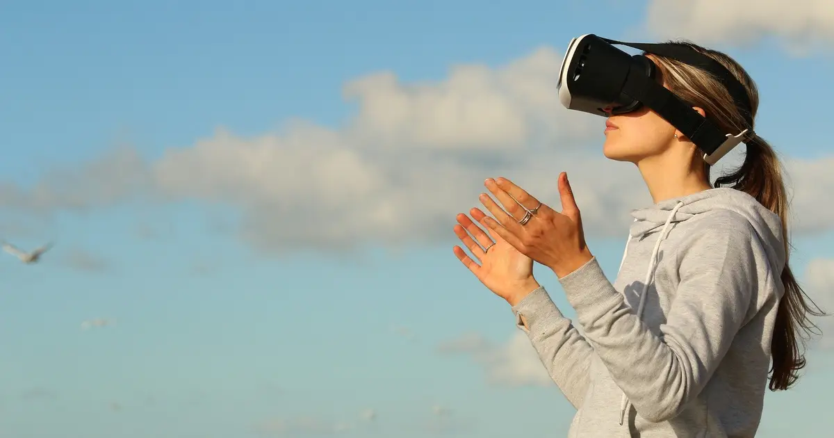 Eye tracking could help virtual reality pain therapy adapt to individual needs