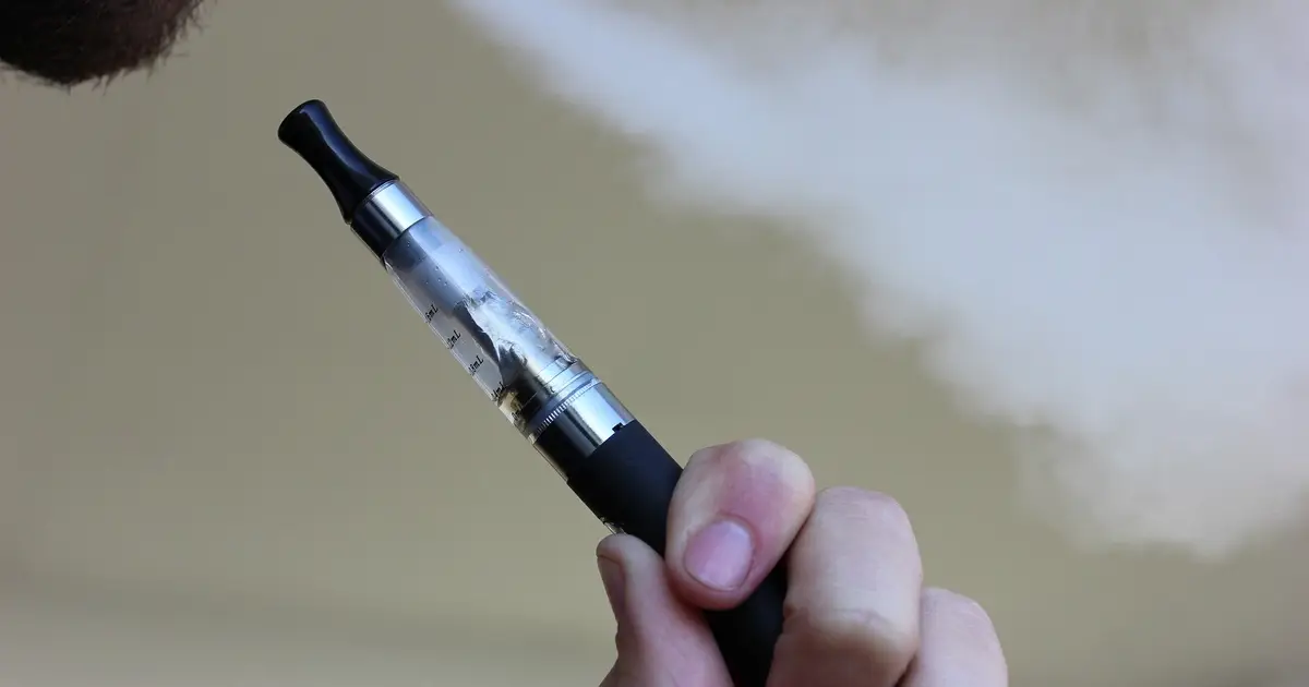 Even brief e-cigarette use can cause lasting lung damage and weaken defenses against respiratory viruses, study suggests