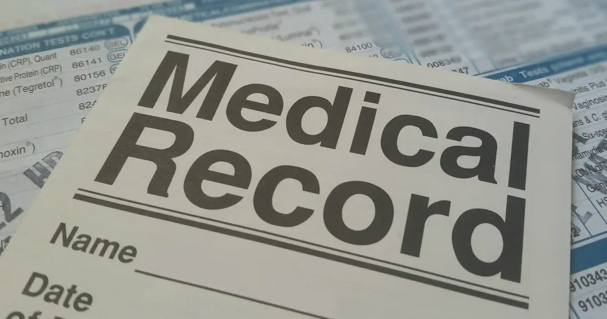 Can AI help make medical records less biased? New study suggests yes—with caveats