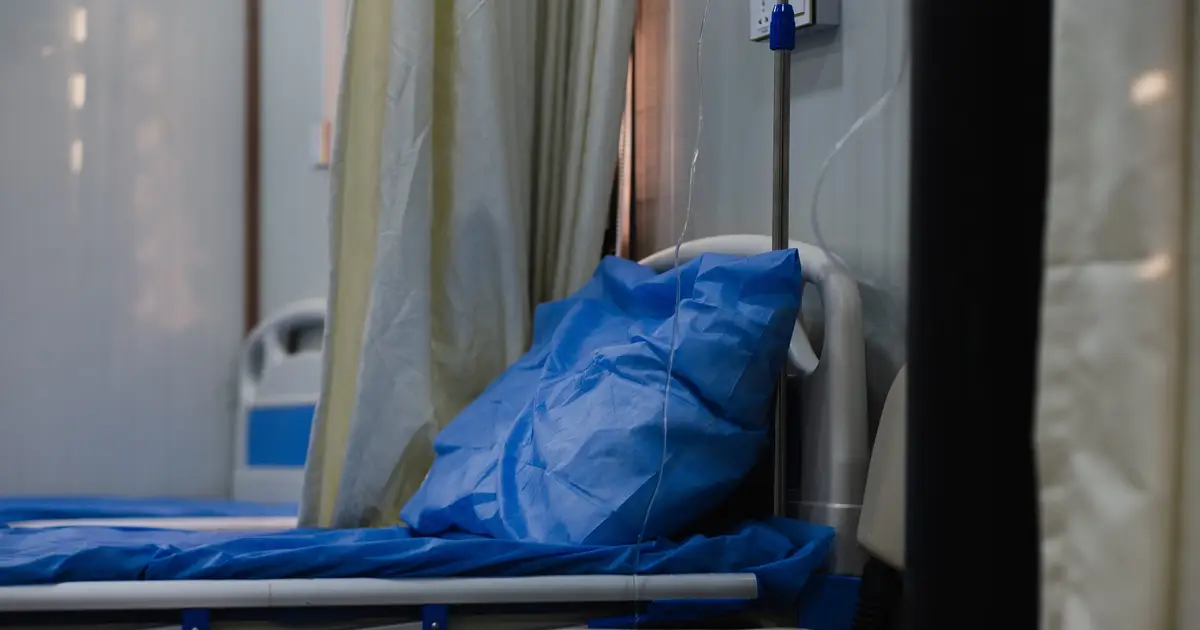 Nursing decisions to navigate when dying patients become unresponsive