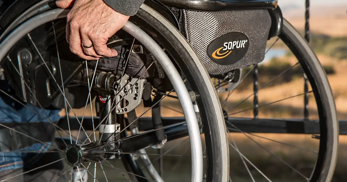 Cardiac rehabilitation cuts hospital admissions and heart attack risk