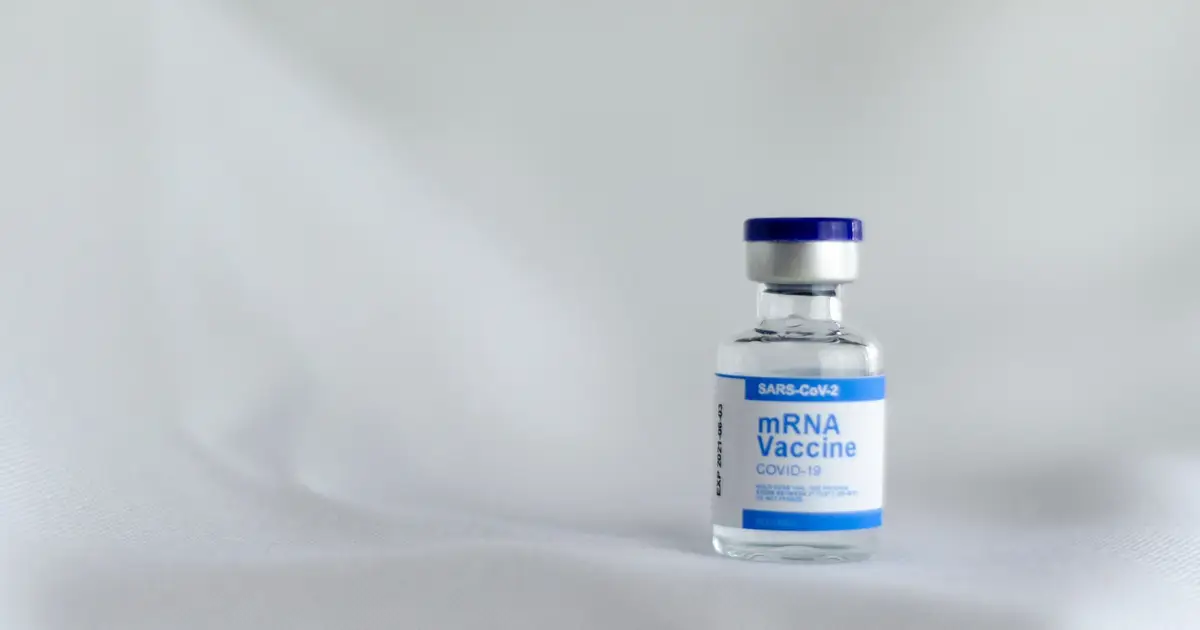 Scientists overcome key barrier to self-amplifying vaccines