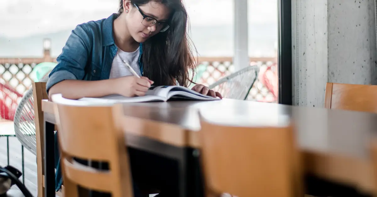 New research shows migrant girls among hardest hit as teen mental health declines across Canada