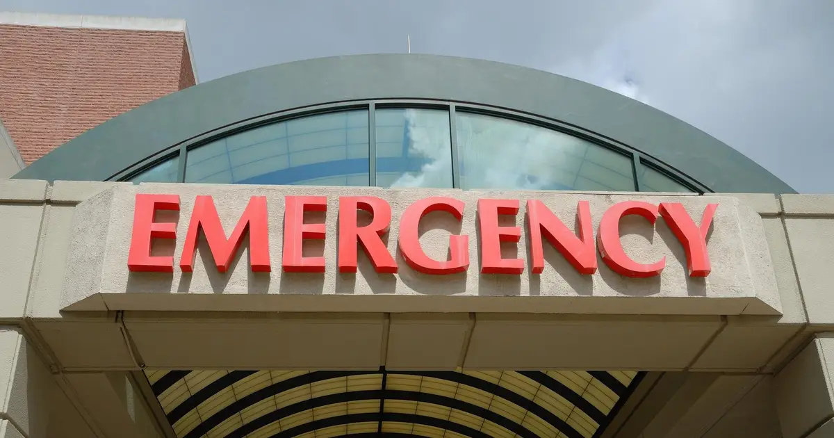 Female ER physicians order more tests and admit more patients than male physicians, study shows