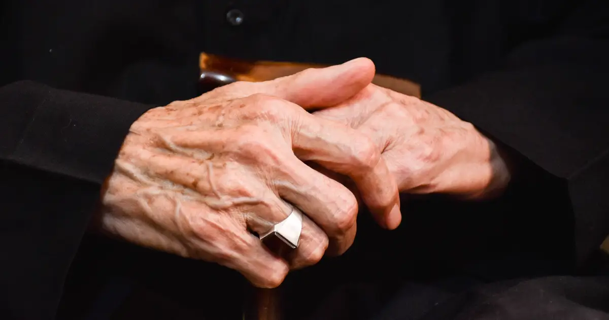 New dementia warning sign is hiding in our muscles