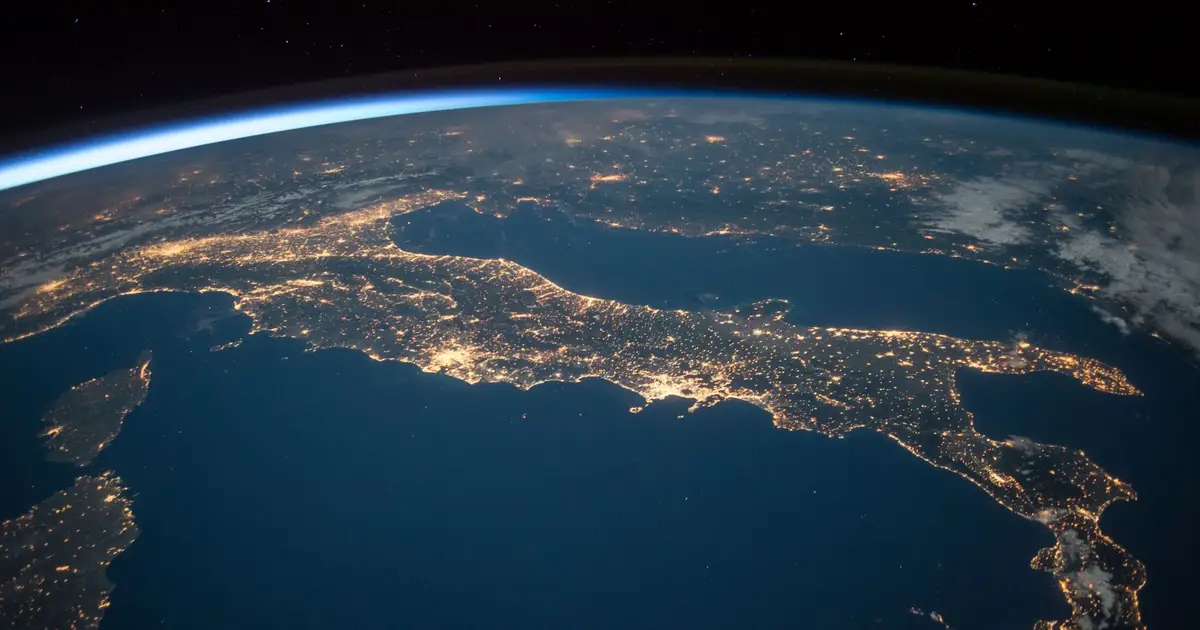 A US-Russian space crew lands safely in Kazakhstan after an 8-month stint on the ISS