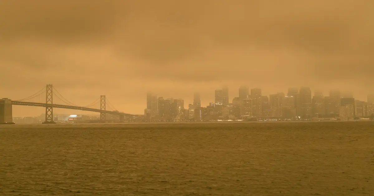 Wildfires now the dominant contributor to unhealthy levels of air pollution for pregnant women in the US