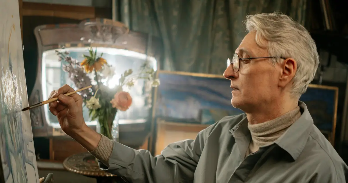 Are right‑brained people really more creative?