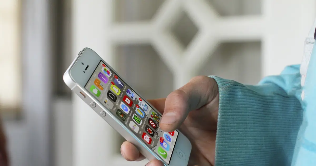 Mobile app monitoring may reduce serious complications after surgery, new study finds
