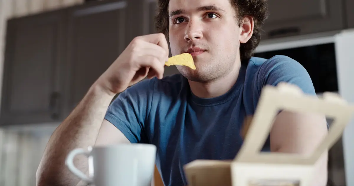 Obesity in young adulthood linked to increased risk of early-onset cancer