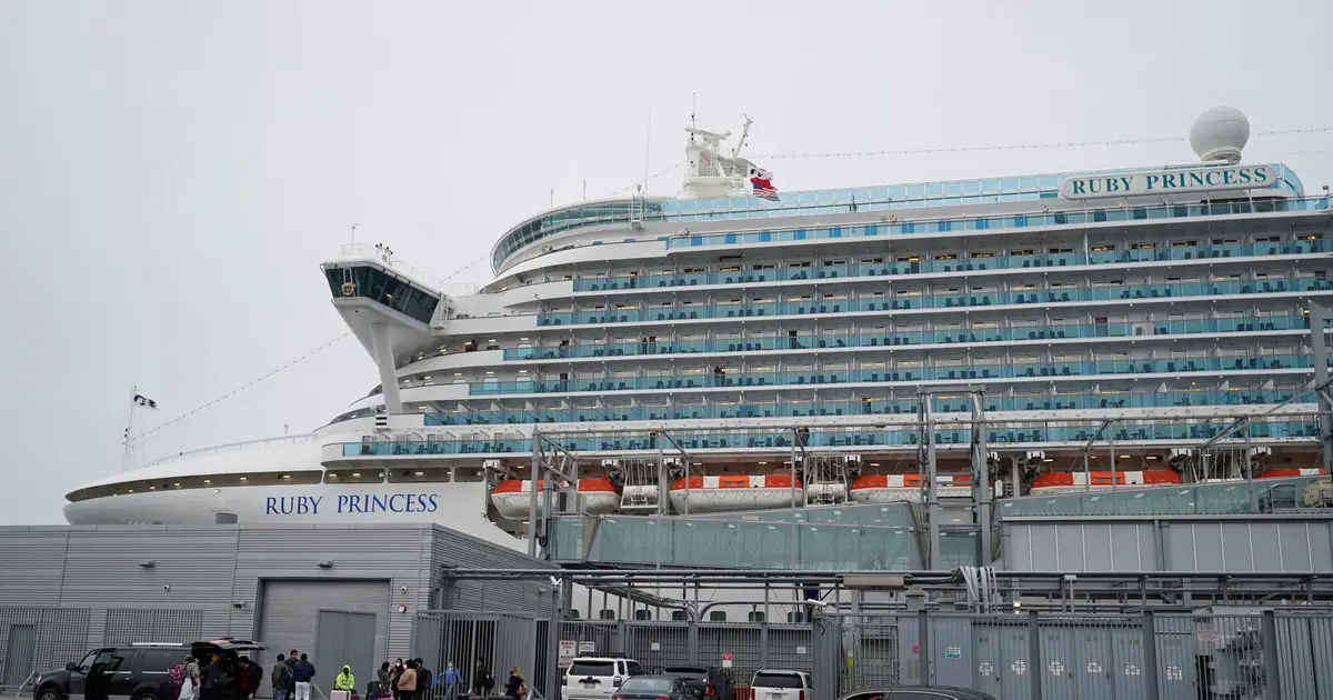 125 passengers and crew hit with highly contagious stomach virus on cruise from San Francisco