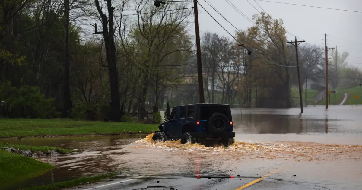 AI techniques behind image creation improve flash flood forecasts across U.S. river basins