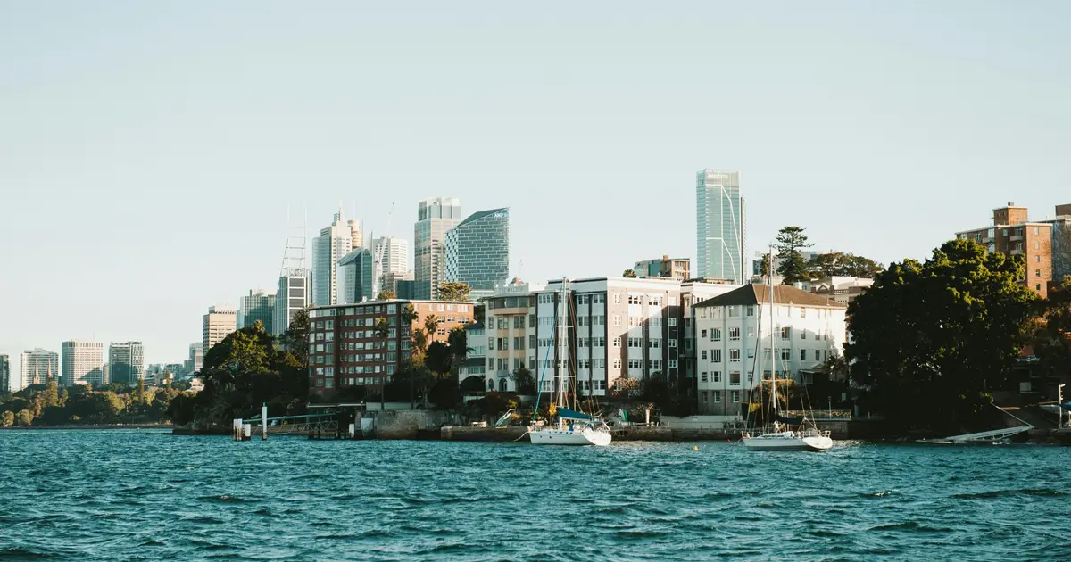 By 2050, many Sydney apartments built to today's standards could be too hot for weeks at a time