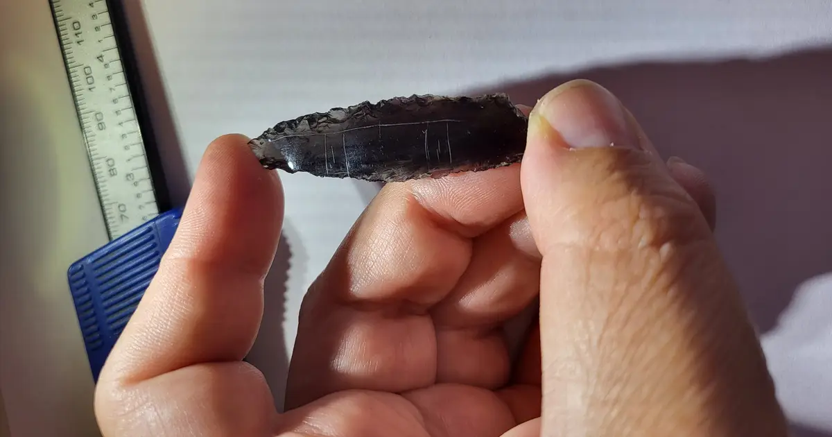 Archaeologists uncover 11 rare marked arrowheads at Tepecik-Çiftlik whose purpose remains a mystery