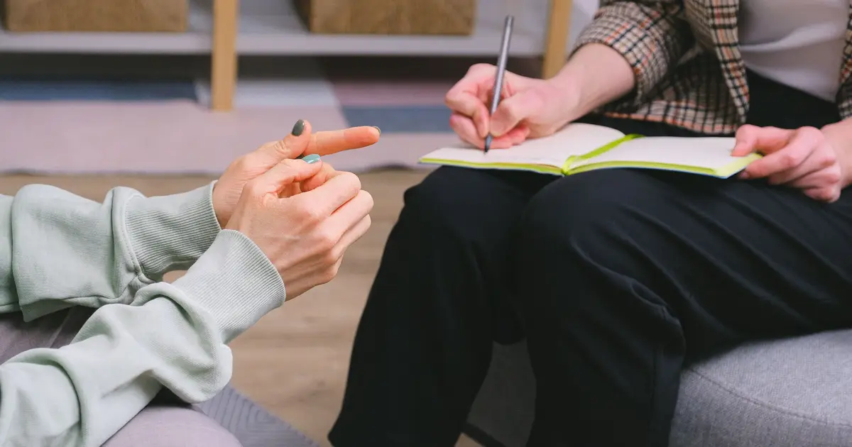 Behavioral therapy can be just as effective as medication for Tourette syndrome, says researcher