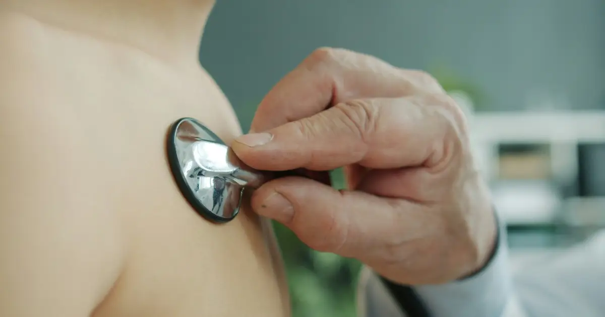 Physical exams alone may not reliably diagnose pneumonia in children, national study finds