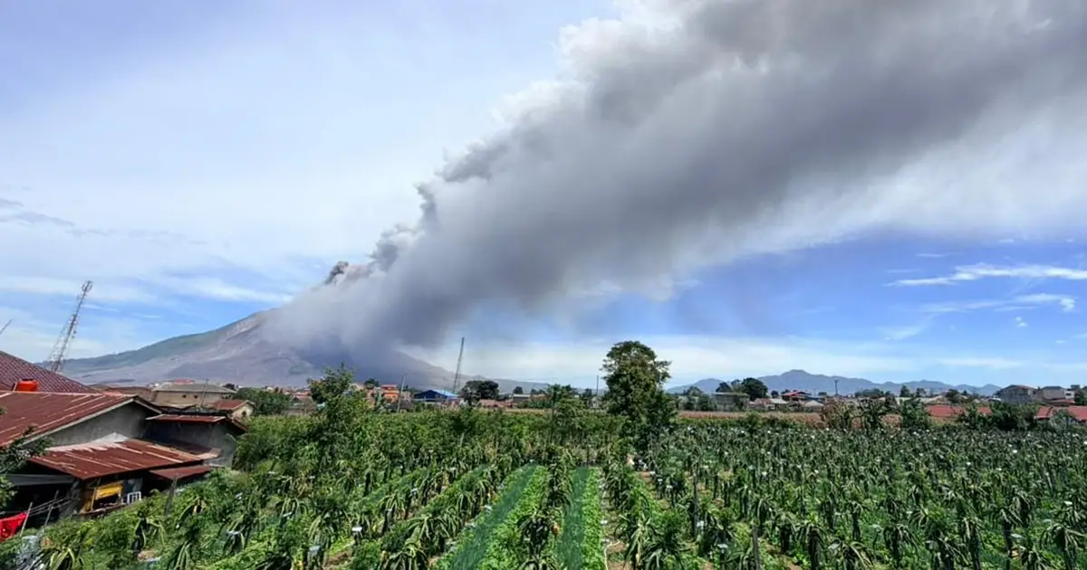 Eruption of Sinabung volcano on Indonesia's Sumatra island prompts higher alert