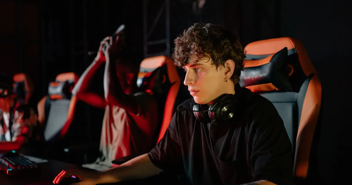 Professional gaming is brutal on the body—inside the growing field of treating esports injuries