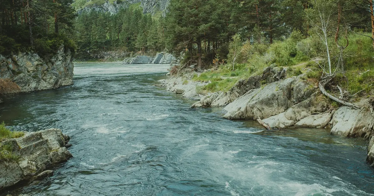 Why most rivers don't respond to storms the same way twice