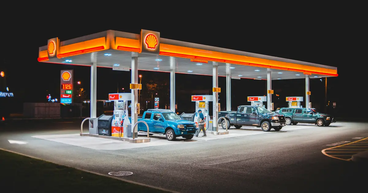 Oil price shocks have exposed car‑dependent cities. Here's what governments can do