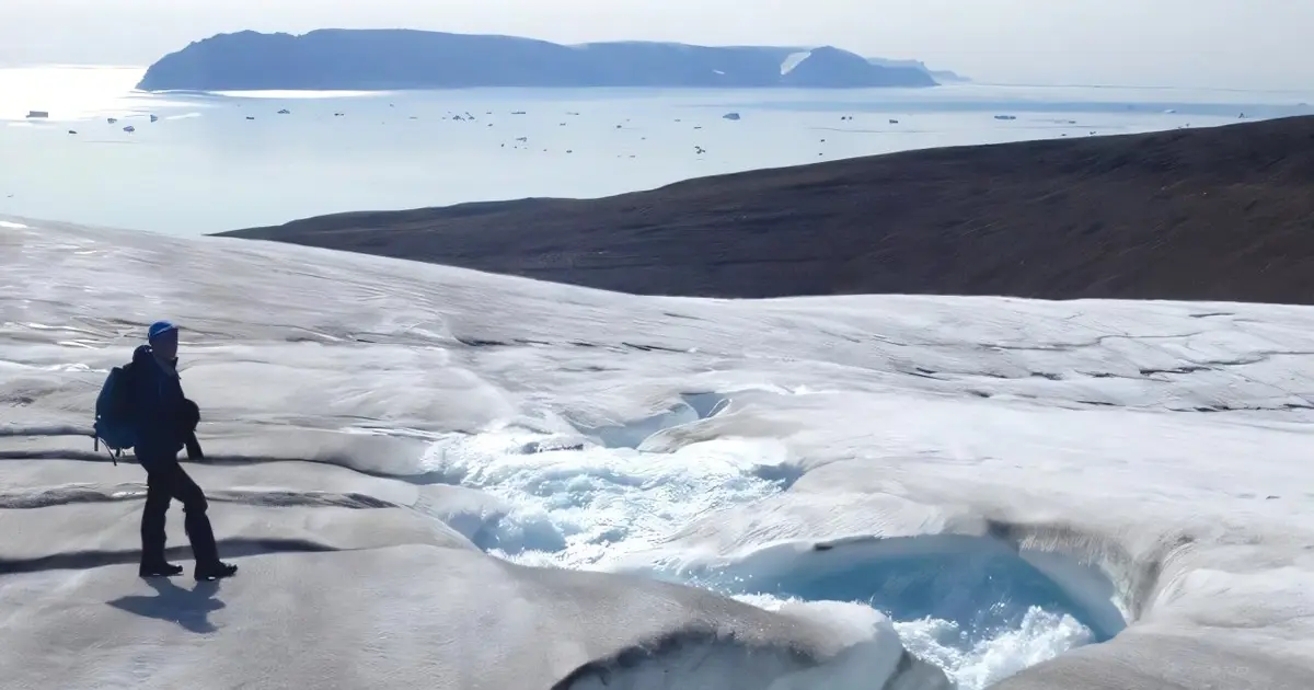 Greenland's Qaanaaq Ice Cap has lost enough ice to produce a layer of water about 8 meters deep