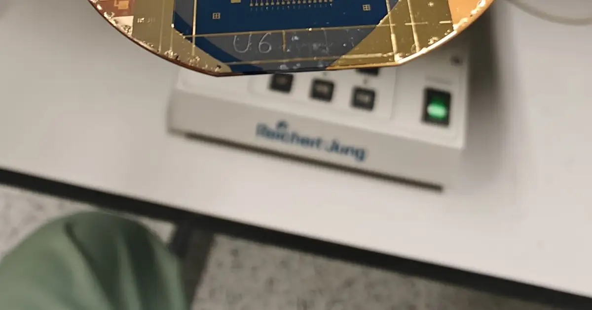 Hyperdoped silicon photodiode advances short-wave infrared detection at room temperature