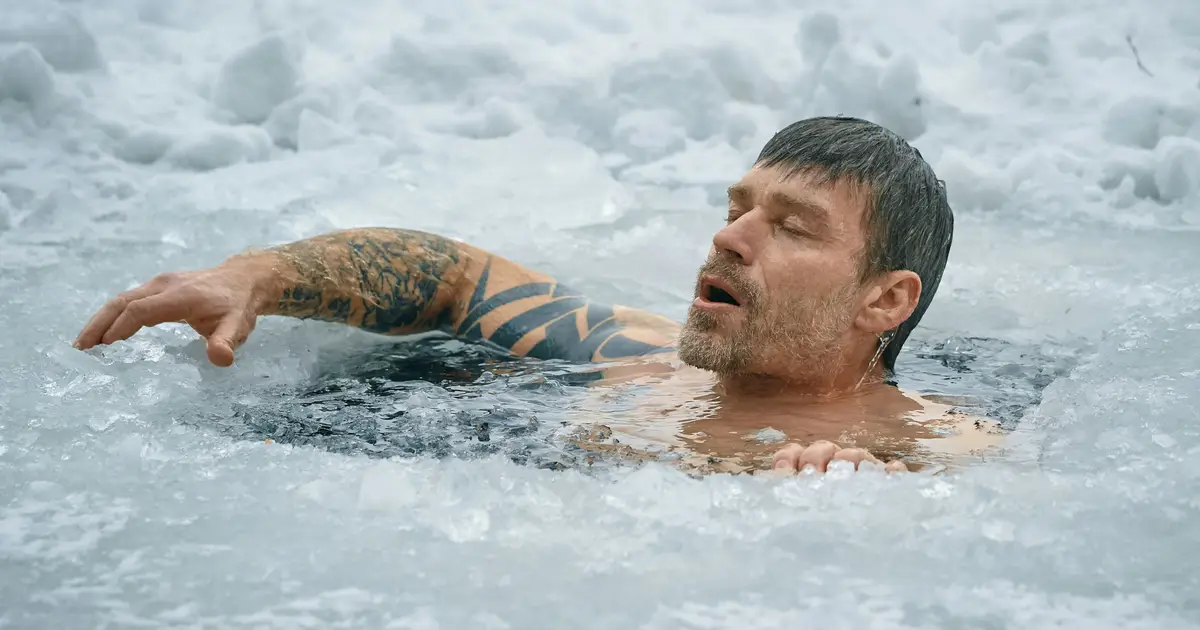 Could saunas and ice baths affect male fertility? Here's what the evidence says