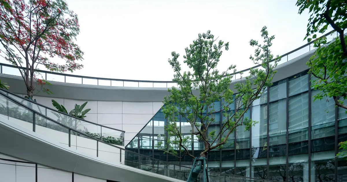 Collaborative education for solving climate challenges