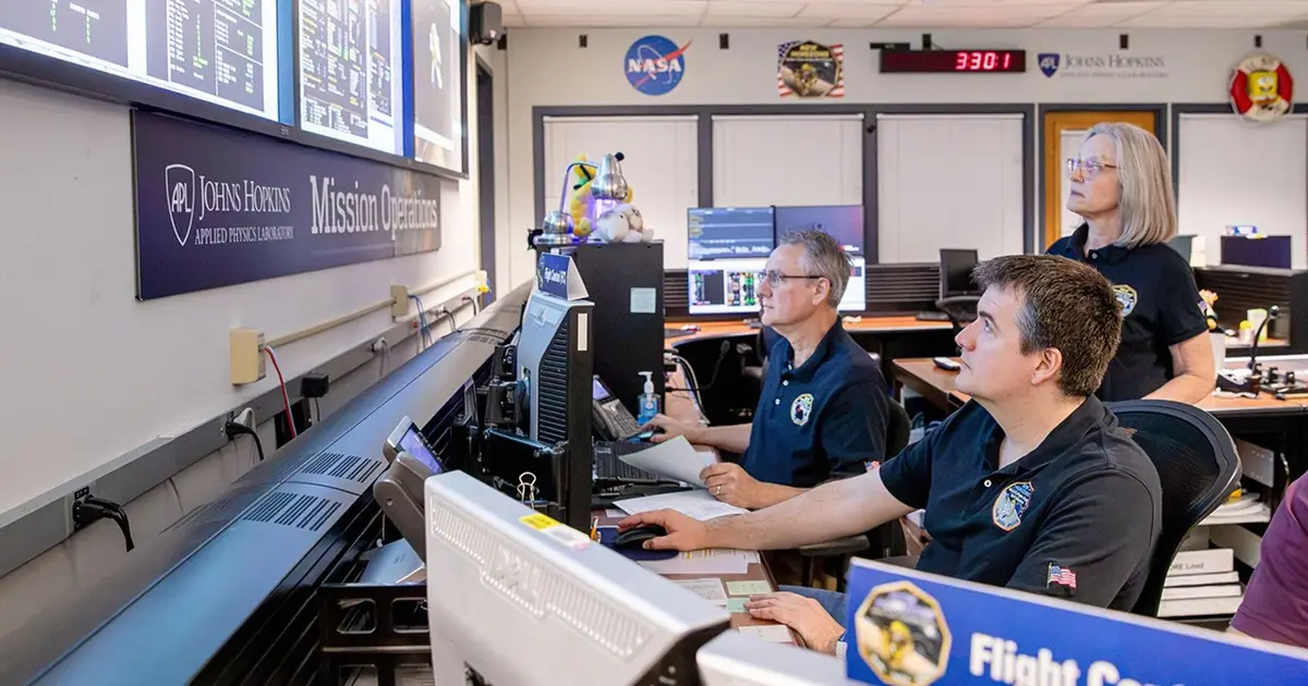 NASA's New Horizons spacecraft wakes from its longest hibernation in good health