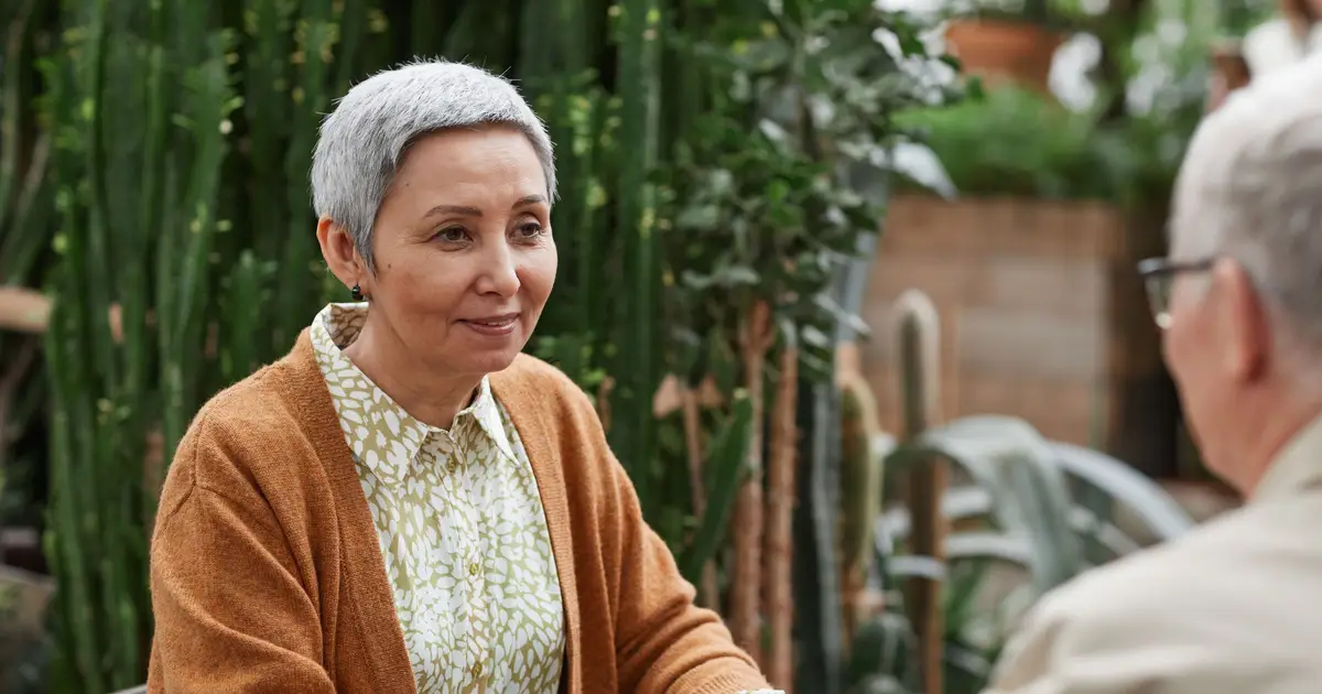 Exploring how brain aging influences language issues after stroke
