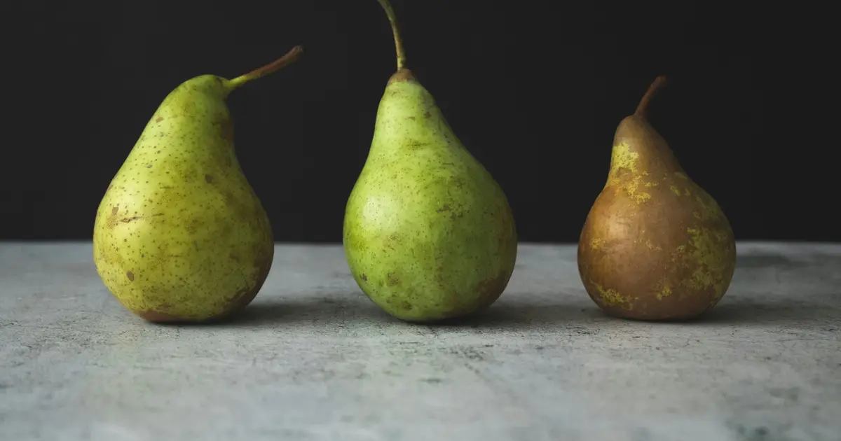 Your bottom shape doesn't reveal your estrogen levels—despite what social media says